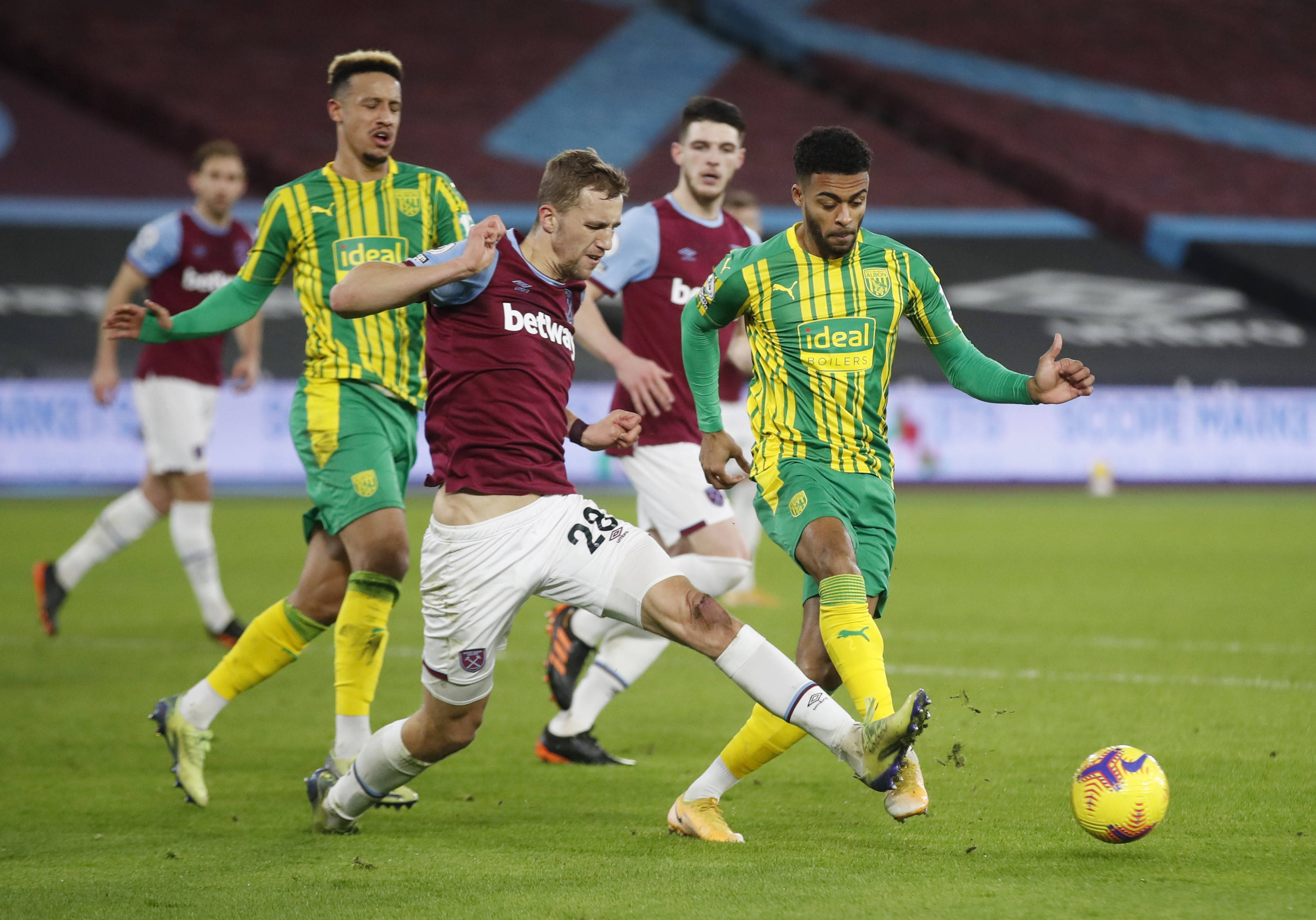 中后卫一直 中后卫一直